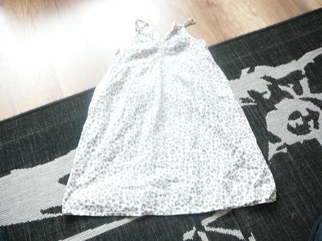 Dievcenske saty, 146