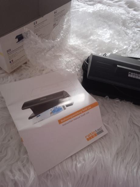 Prístroj na kontrolu bankoviek,