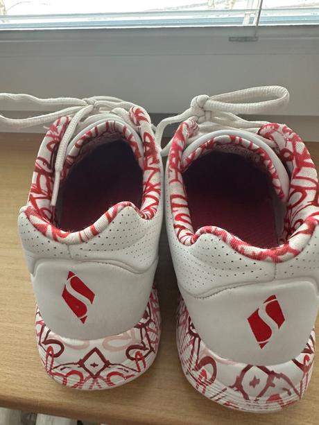 Tenisky skechers, skechers,37