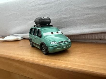 Auticko z filmu cars,