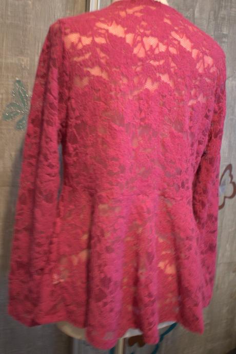 Bläzka z čipky, xl