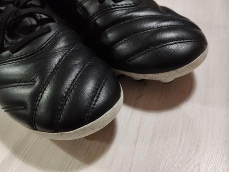 Kopačky kolíky kipsta viralto koža, 39