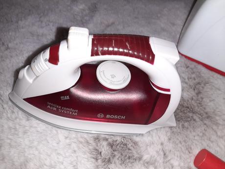 Hriankovač, žehlička, potreby do kuchynky, 