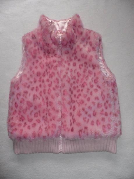 Krásna kožušinová vestička zn. next, next,128