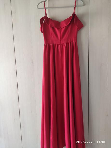 Červené dlhé spoločenské šaty, s