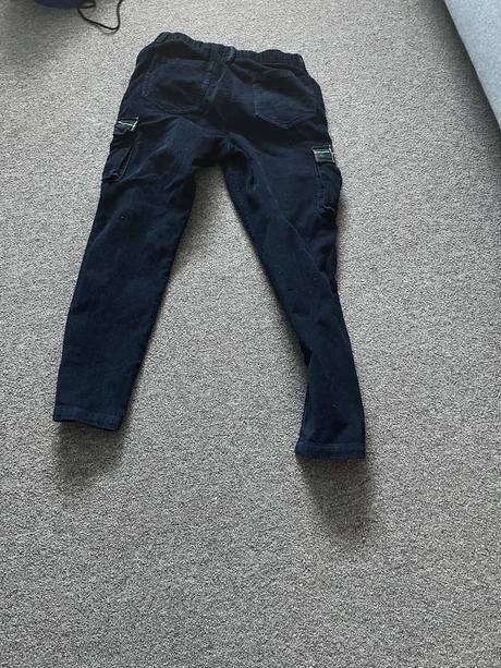 Menčestrákové  nohavice, sergent major,152