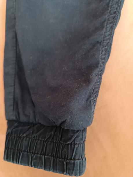 Nohavice podšité, 92