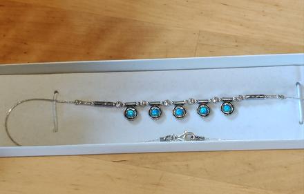 Strieborný náhrdelník,