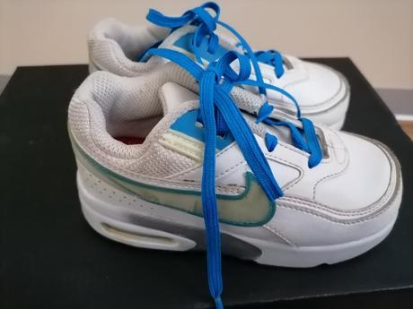 Balík chlapčenských topánok, veľ. 19-25, 22