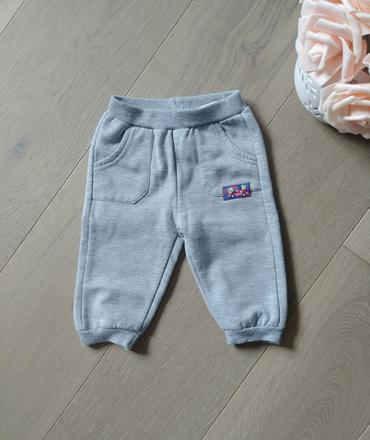 Tepláky s vreckami, super stav, veľ. 68, 68