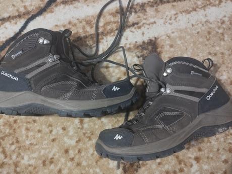 2x turistické topanky quechua, quechua,38