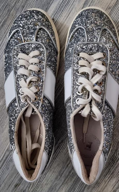 Trblietavé strieborné tenisky č.39, 39