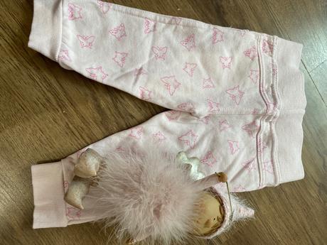 Teplaky s motýlikom, dopodopo,80