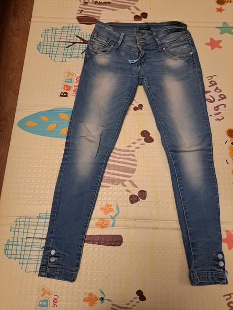 Krásne rifle, rozm.28/m, 28