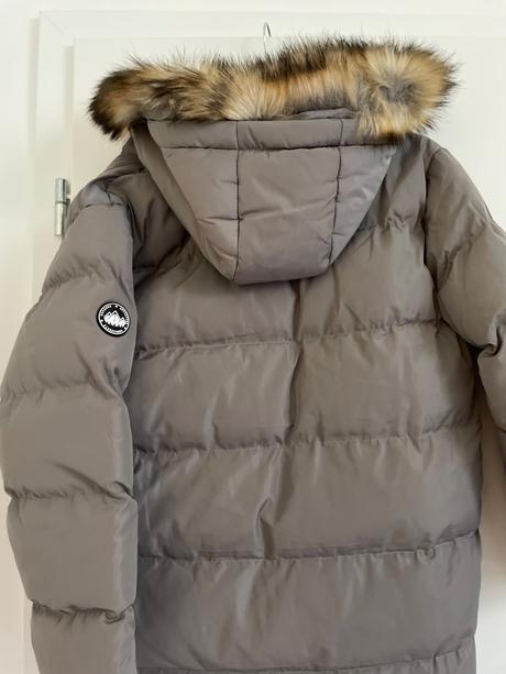 Nádherná teplá vetrovka threadboys, 134 / 140