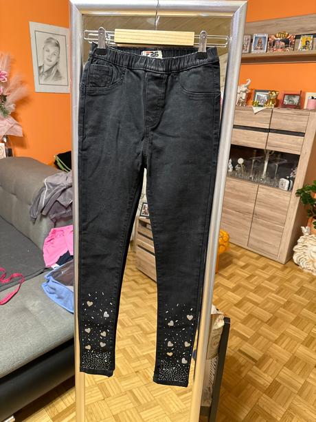 Džínsové legíny, 170