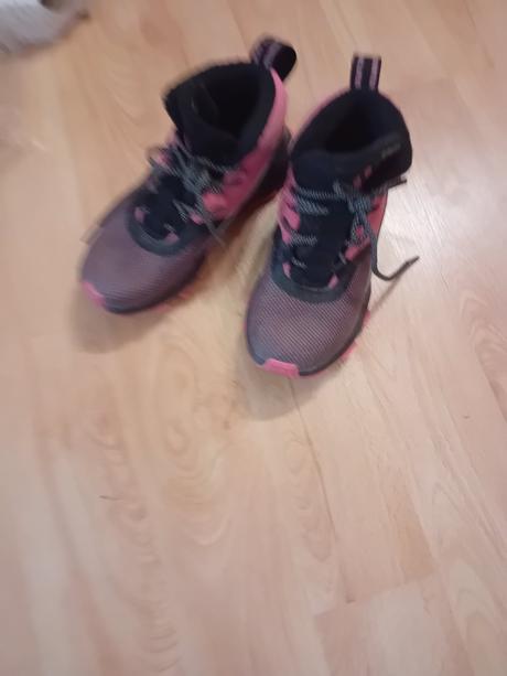 Zateplene topanky značky addidas s nepremokave, adidas,33