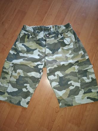 Chlapčenske kraťasy, 134