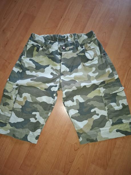 Chlapčenske kraťasy, 134