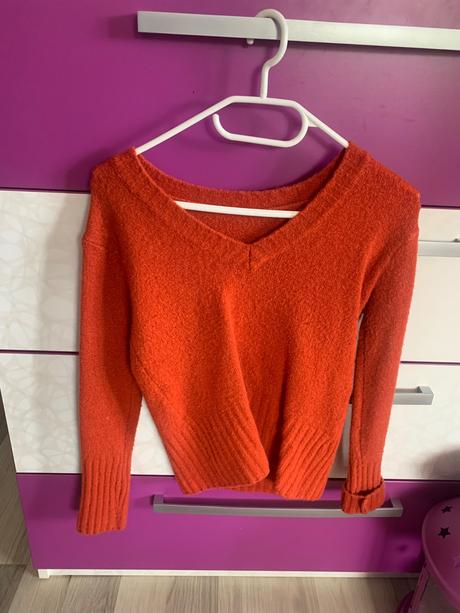Oranžový svetrík, s