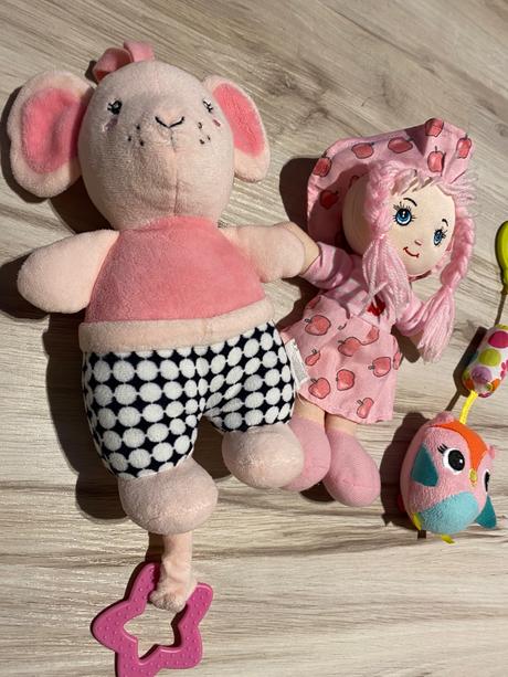 Krásna hrajúca myška+bábika a závesná hrkálka sova,