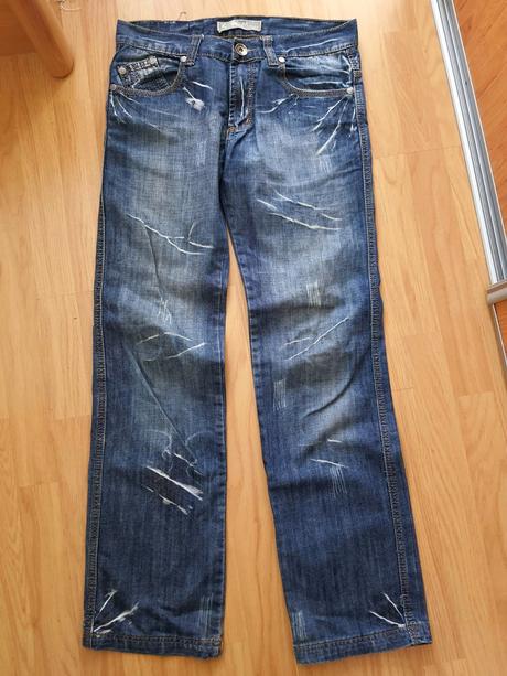 Pánske rifle s vlkmi kosmo lupo, 32