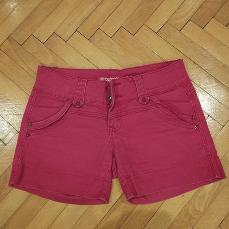 Kraťasy, dromedar,28