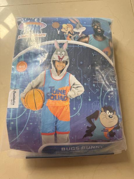 Kostým bugs bunny,