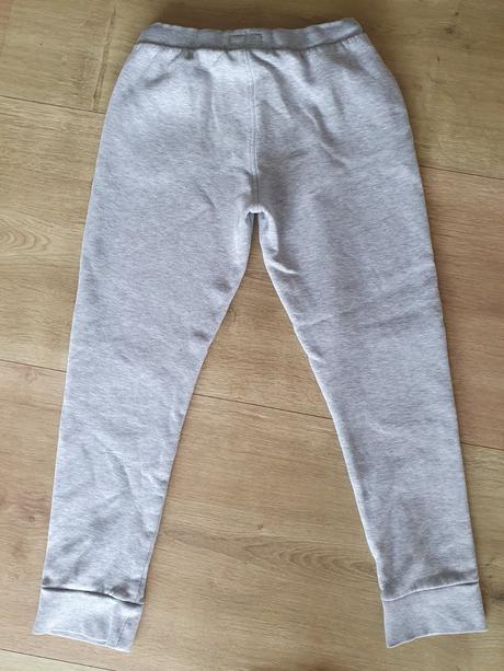 Tepláky next, next,134