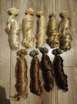 Kucerave vlasy pre babiky, 