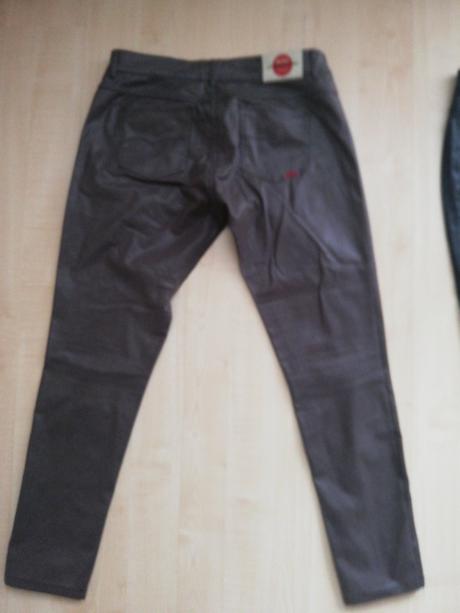Lesklé rifle tenšie retro jeans (27 a 28), 28