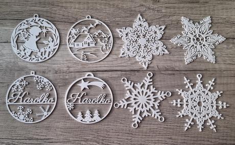 Ozdoby na stromček aj s menom,