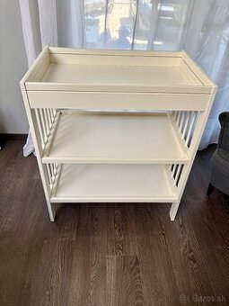 Prebaľovací stôl ikea gulliver,
