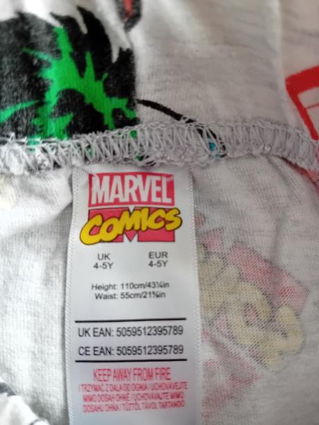 Pyžamo, marvel,104