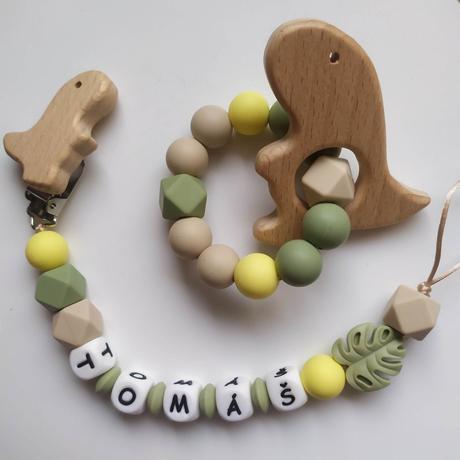 Retiazka na cumlík s menom a hryzadlo dinosaurus, 