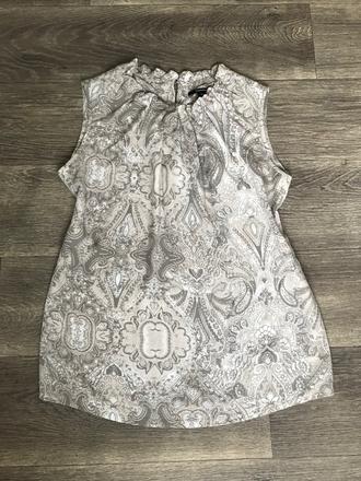 Príjemná blúzka, s