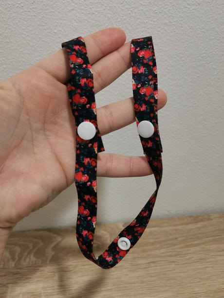 Šnúrka na cumlík hračku, 