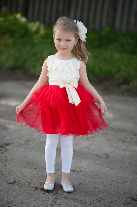 Skladom sviatočné šatičky, 74 / 80 / 86 / 92 / 98