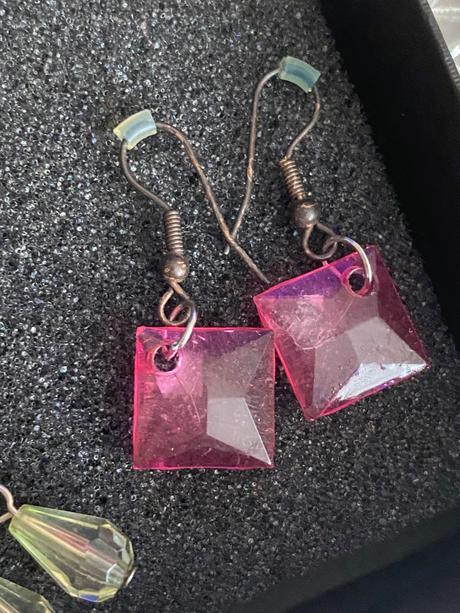 Staršie retro náušnice,