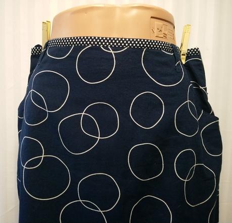 Dámska tmavo modrá sukňa, white stuff, veľ.m/l, l