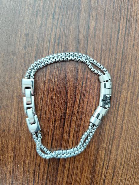 Náramok z chirurgickej ocele,