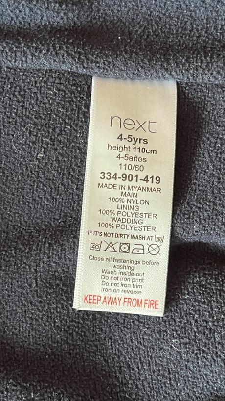 Velmi pekna tepla bunda next velkost 110, next,110