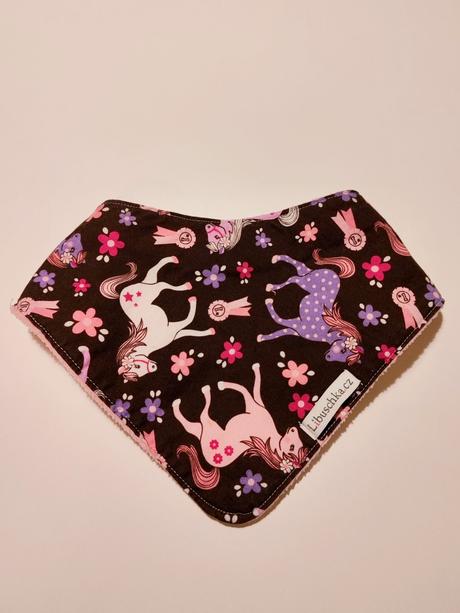 Teplá šatka okolo krku, 74