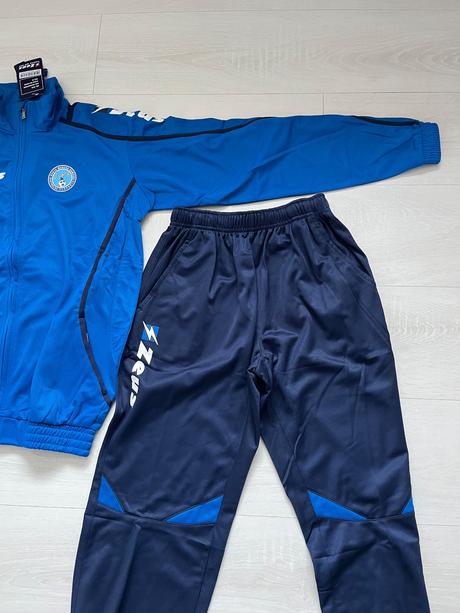 Sportova suprava, xs