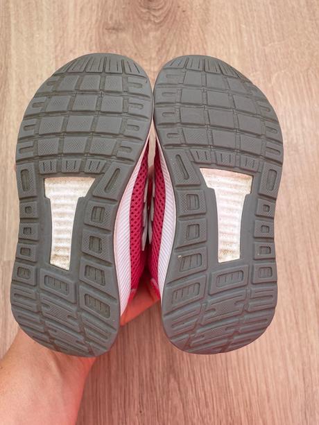 Tenisky adidas, adidas,23