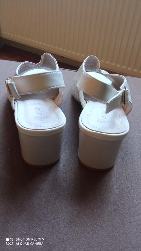 Dámské sandále ako nové, 41