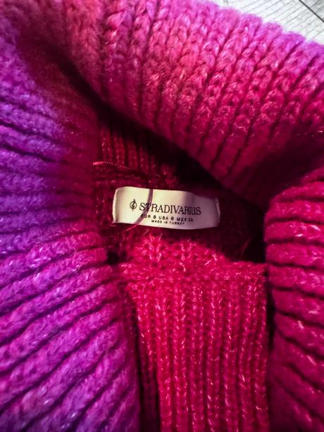 Ružový sveter, stradivarius,s
