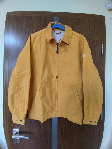 Zlta prechodna malo nosena bunda, velkost m-l, l