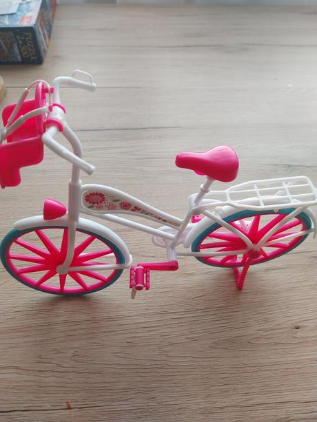 Barbie bicykel, 