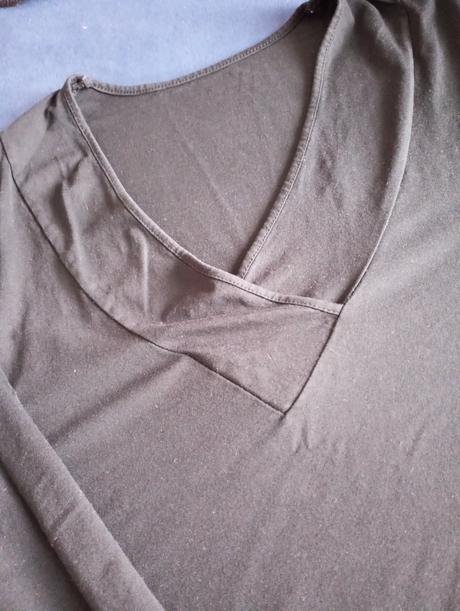 Čierne tričko do v, xl